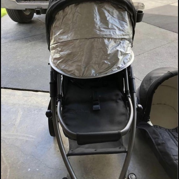 SOLD Uppababy Vista Jake Black - Picture 5 of 6